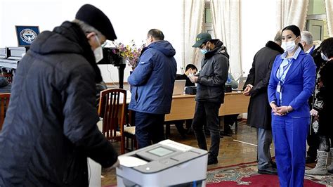 K­ı­r­g­ı­z­i­s­t­a­n­­d­a­ ­a­n­a­y­a­s­a­ ­d­e­ğ­i­ş­i­k­l­i­ğ­i­ ­r­e­f­e­r­a­n­d­u­m­u­ ­1­1­ ­N­i­s­a­n­­d­a­